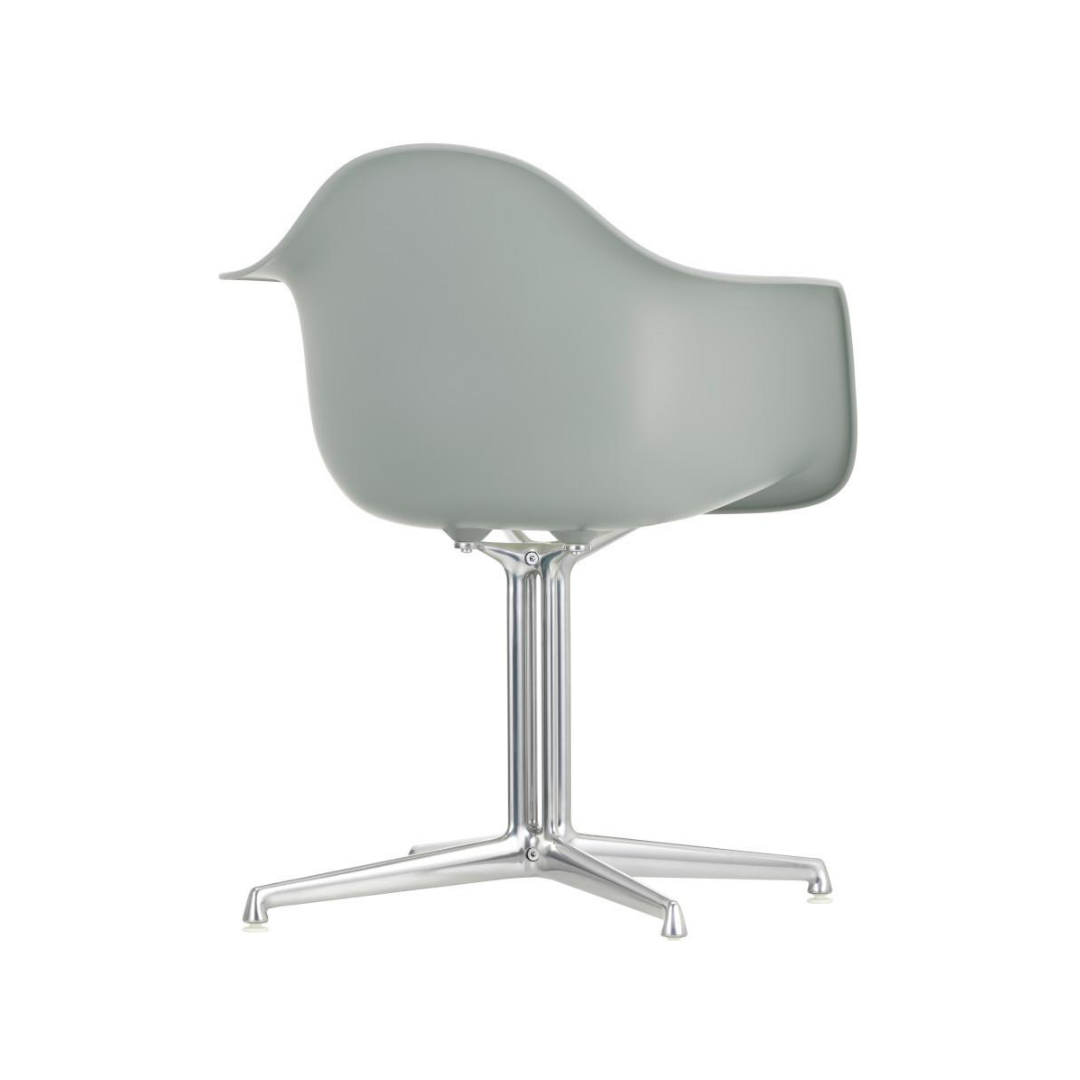 Cadeira Eames Plastic RE DAL