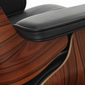 Poltrona Eames Lounge Chair & Ottoman – American Cherry e Pele Preta
