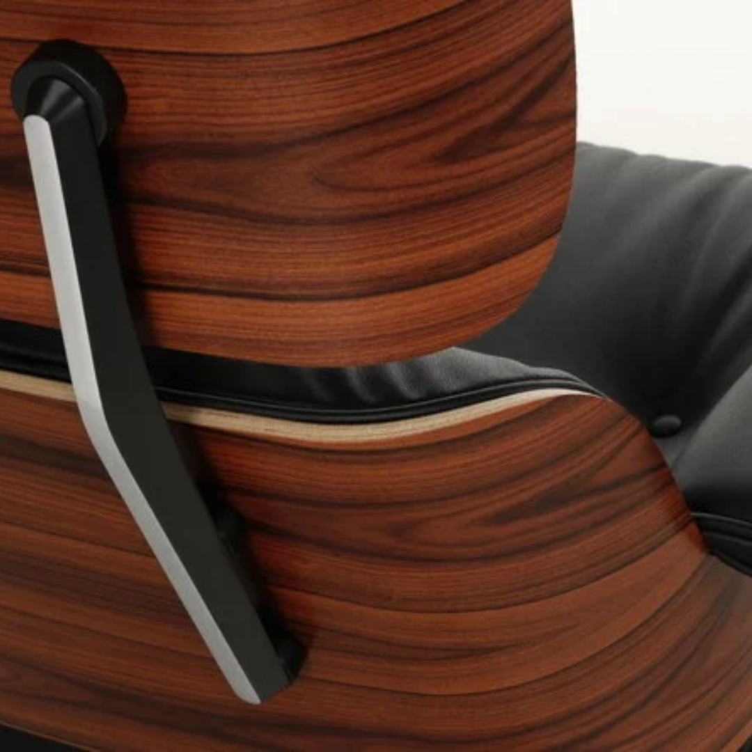 Poltrona Eames Lounge Chair & Ottoman – American Cherry e Pele Preta